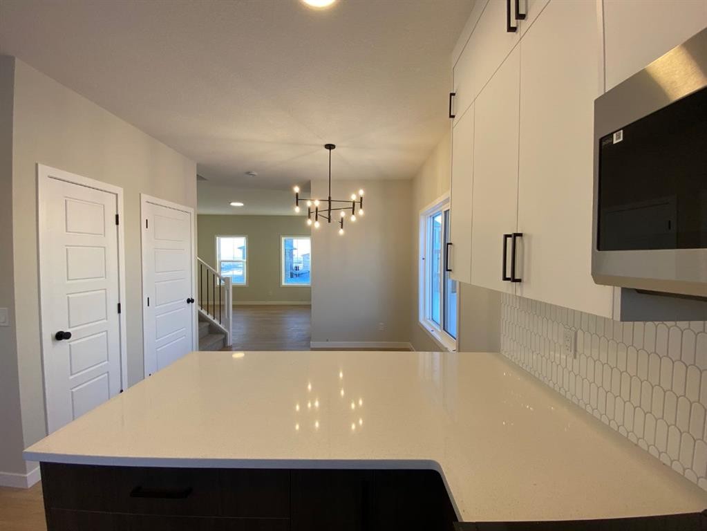 341 Ellen Park, Crossfield, AB - Indoor