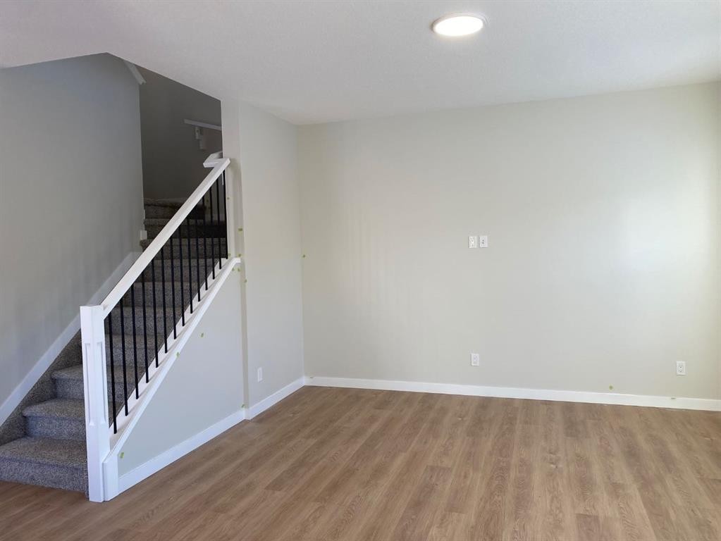 341 Ellen Park, Crossfield, AB - Indoor Photo Showing Other Room