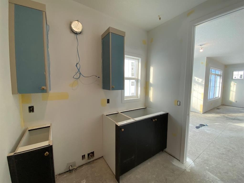 40 Fieldstone Close, Balzac, AB - Indoor Photo Showing Other Room