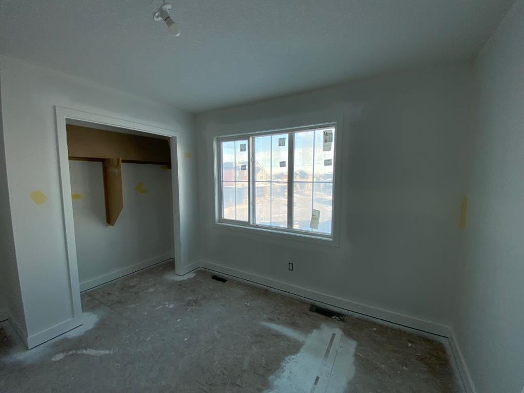 40 Fieldstone Close, Balzac, AB - Indoor Photo Showing Other Room