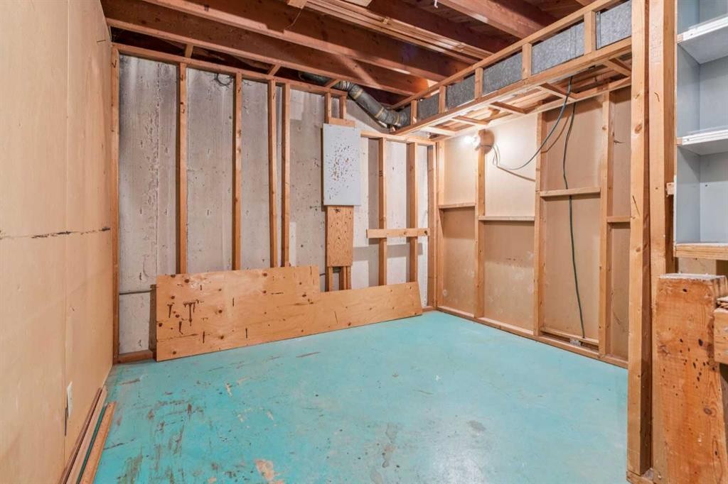 427 Tache Avenue Nw, Calgary, AB - Indoor Photo Showing Basement