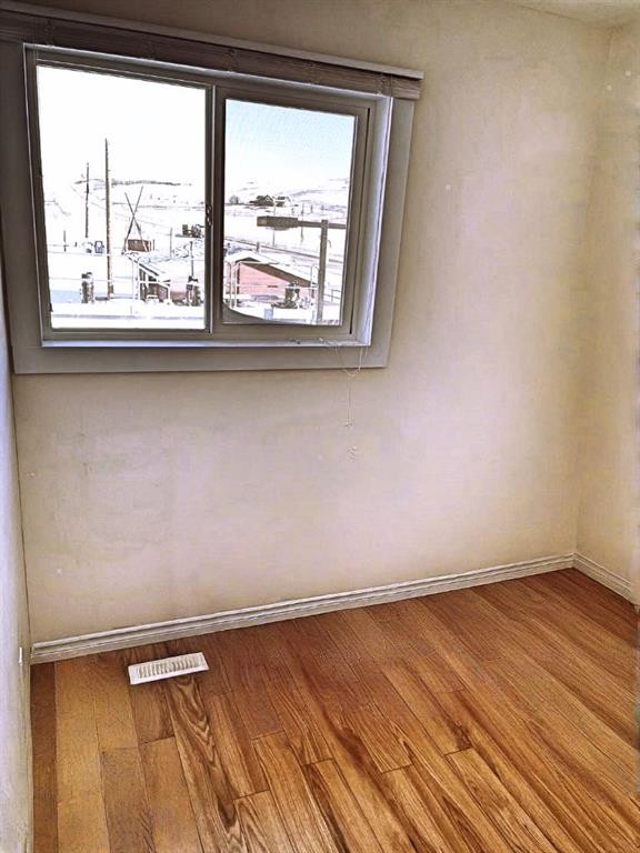 100 Morrison Road, Longview, AB