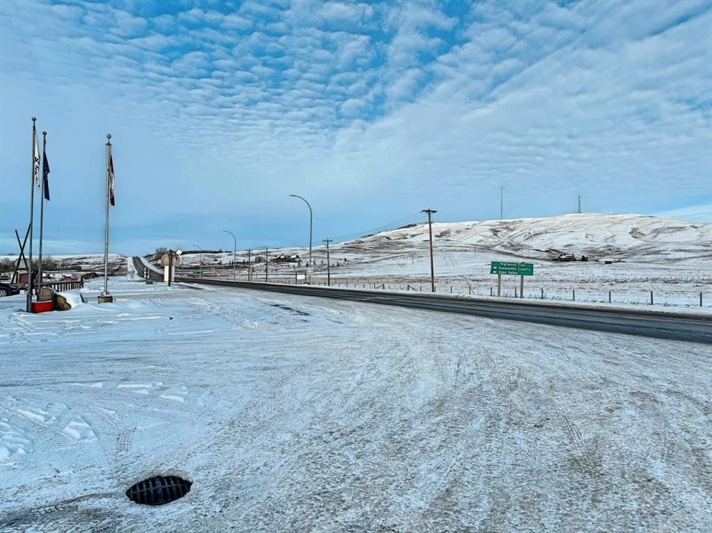 100 Morrison Road, Longview, AB