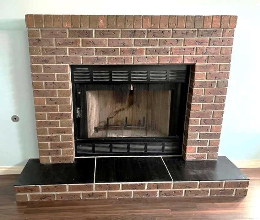 6946 Laguna Way Ne, Calgary, AB - Indoor With Fireplace