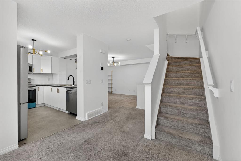 213 Cityscape Lane Ne, Calgary, AB - Indoor Photo Showing Other Room