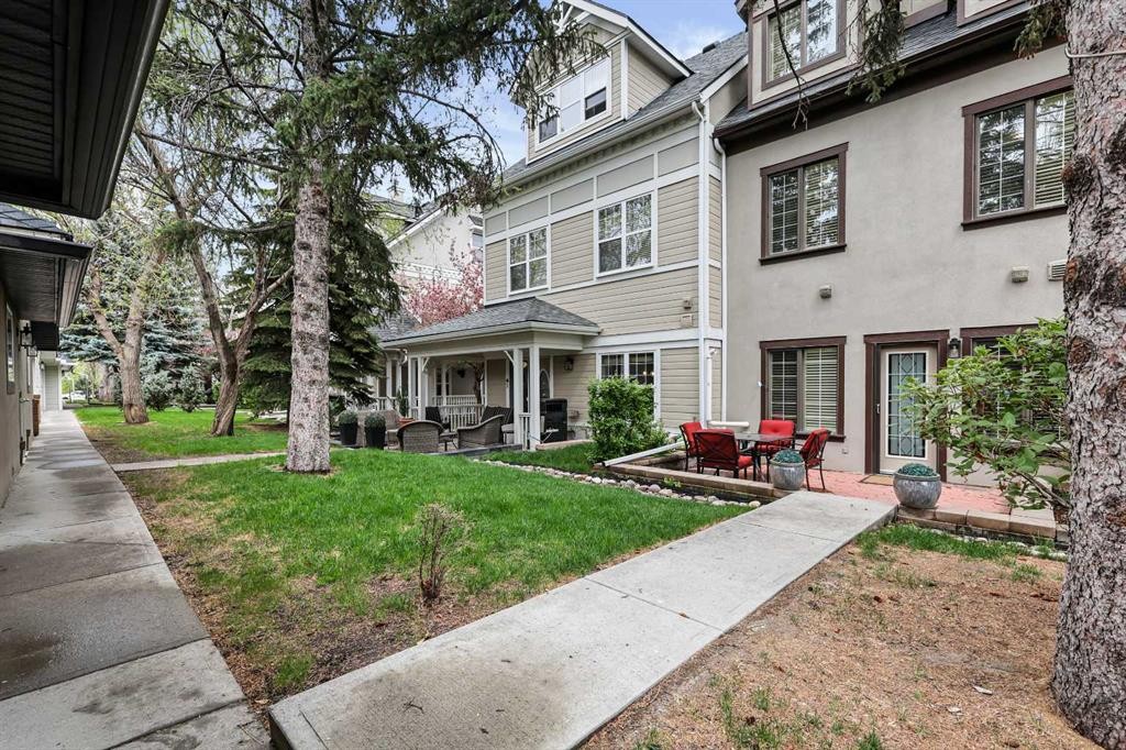 45 Somme Boulevard Sw, Calgary, AB - Outdoor With Facade