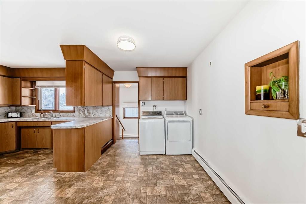 207 6A Avenue, Three Hills, AB - Indoor Photo Showing Kitchen