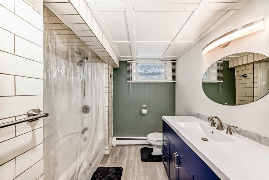 207 6A Avenue, Three Hills, AB - Indoor Photo Showing Bathroom