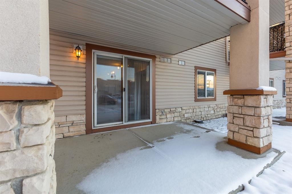 1109-505 Railway Street West, Cochrane, AB - Outdoor With Exterior