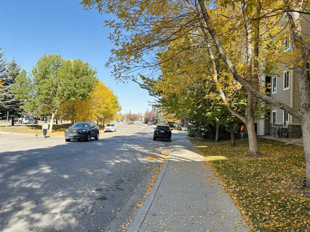 #418-4000 Somervale Court Sw, Calgary, AB - Outdoor