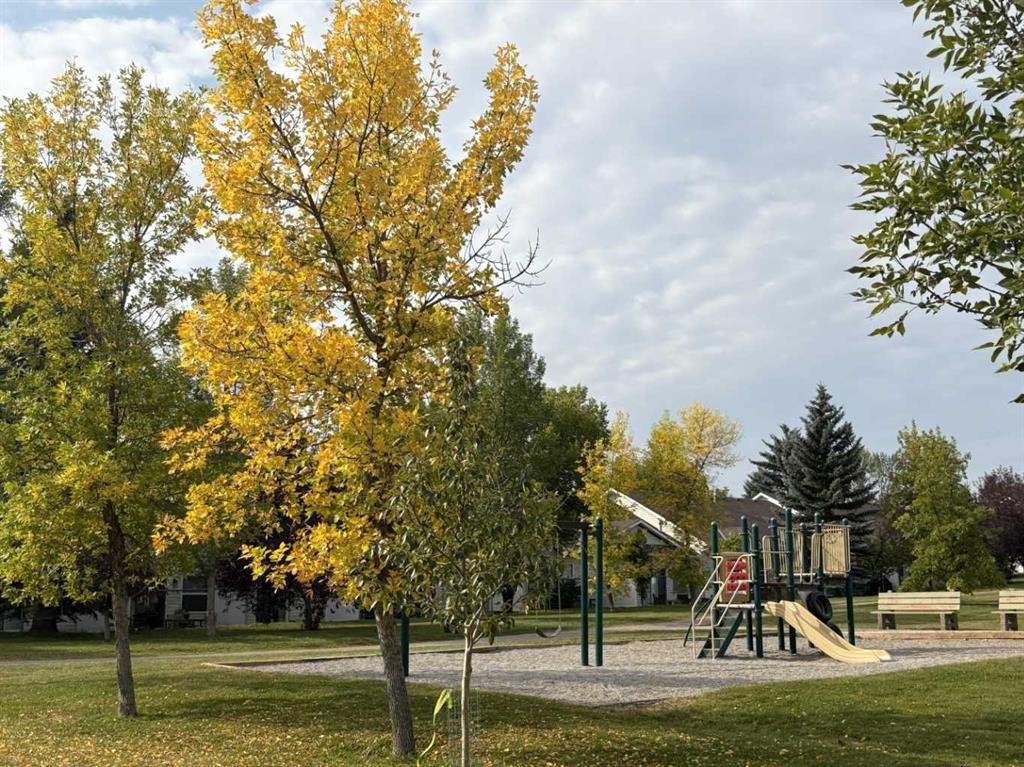 #418-4000 Somervale Court Sw, Calgary, AB - Outdoor With View