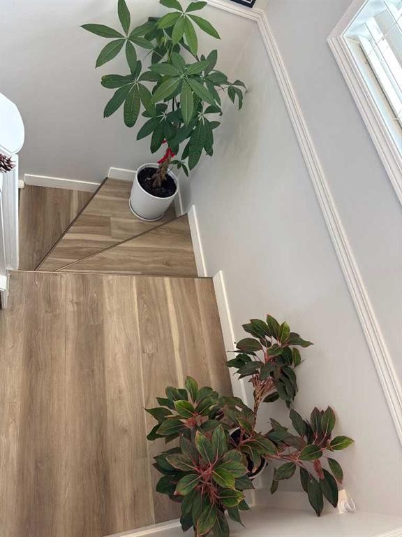 8-304 Ross Avenue, Cochrane, AB - Indoor Photo Showing Other Room