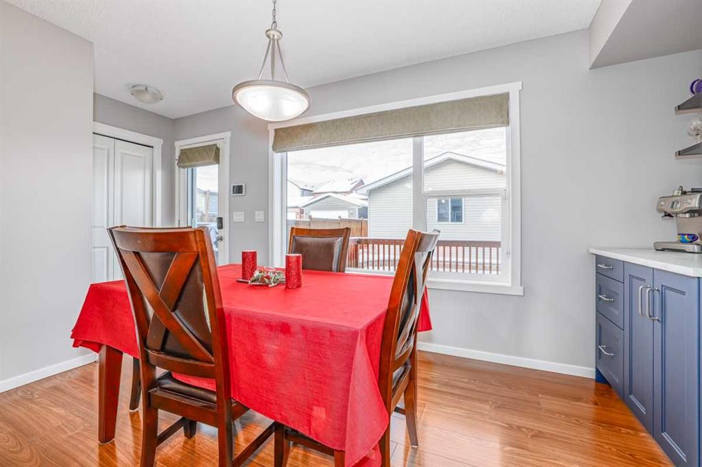 30 Nolanfield Heights Nw, Calgary, AB - Indoor Photo Showing Dining Room