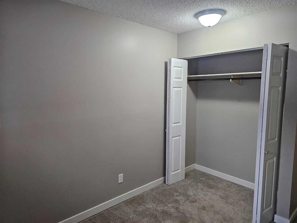 105-5812 61 Street, Red Deer, AB - Indoor