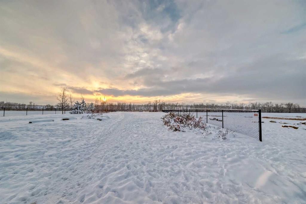 4 Quarry Lane Se, Calgary, AB - Outdoor With View