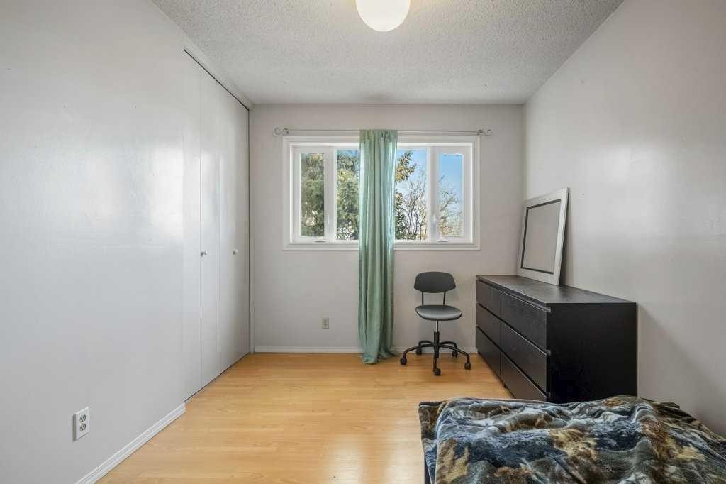 4704 Marbury Place Ne, Calgary, AB - Indoor Photo Showing Other Room