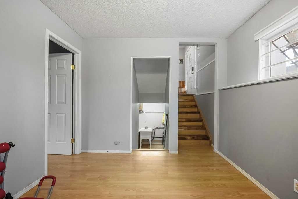 4704 Marbury Place Ne, Calgary, AB - Indoor Photo Showing Other Room