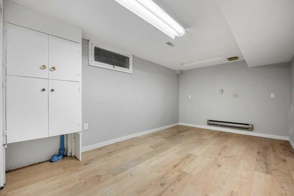 4704 Marbury Place Ne, Calgary, AB - Indoor Photo Showing Other Room