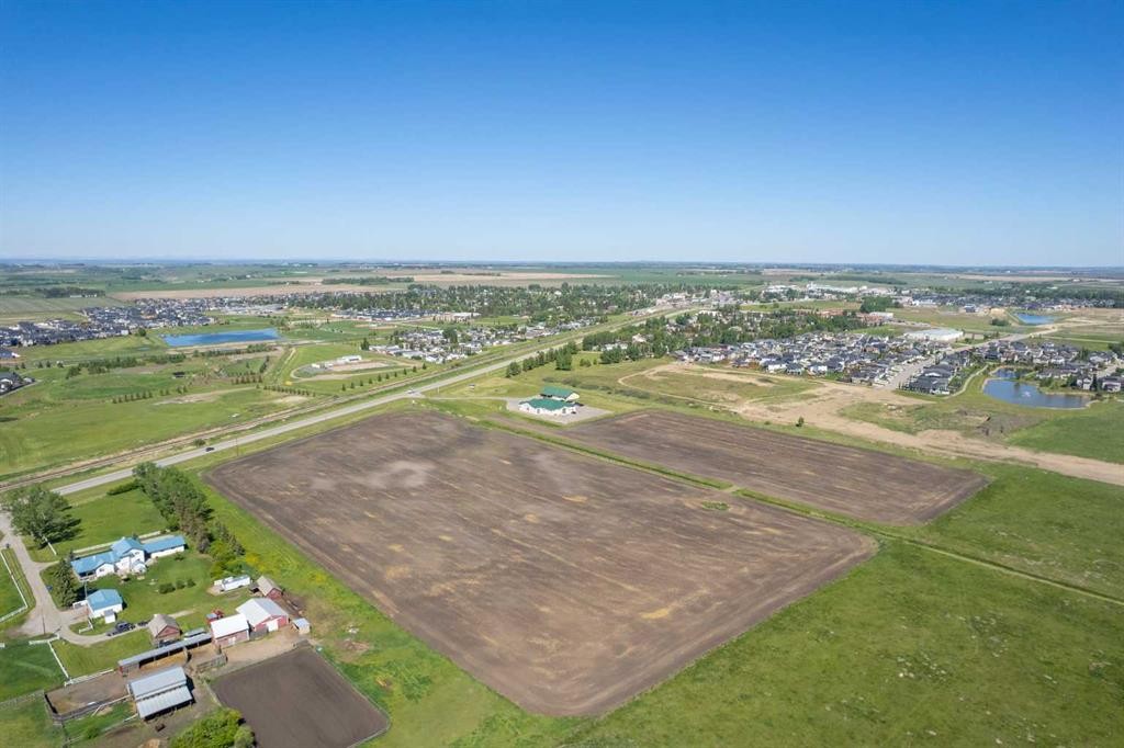 1001A Highway 2A, Carstairs, AB