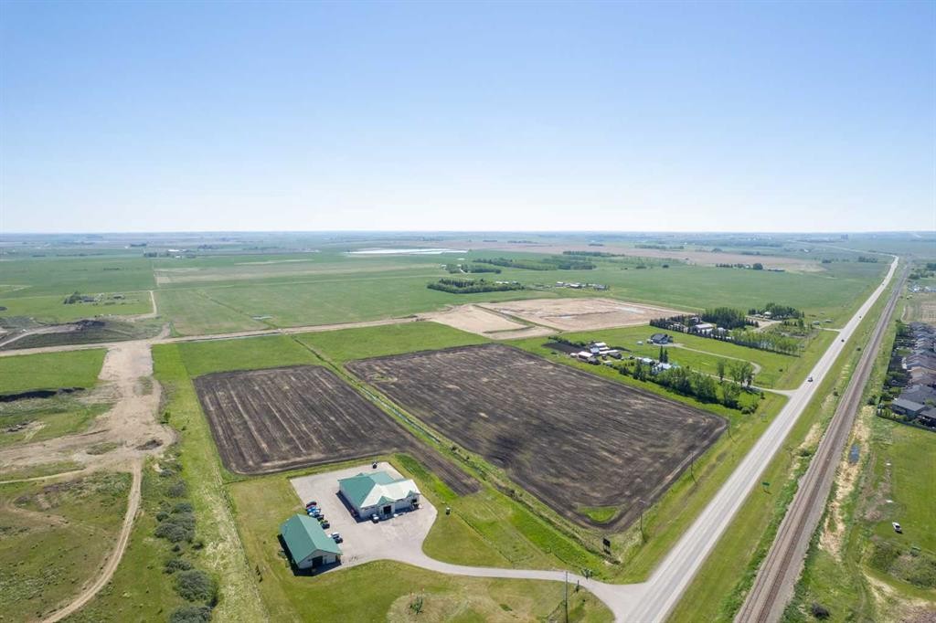 1001A Highway 2A, Carstairs, AB