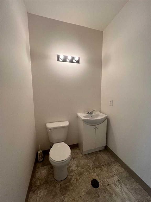 105-1010 Railway Street, Crossfield, AB