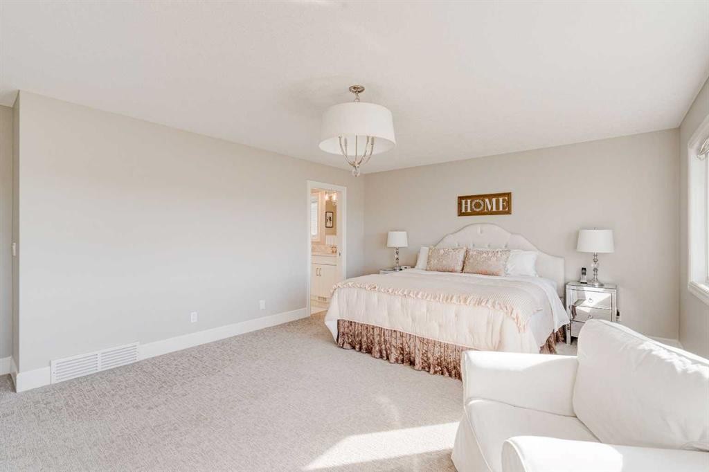 147 Legacy Mount Se, Calgary, AB - Indoor Photo Showing Bedroom
