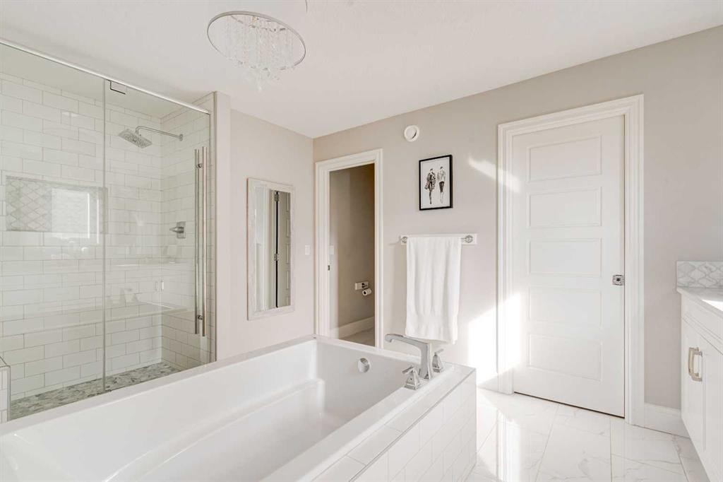 147 Legacy Mount Se, Calgary, AB - Indoor Photo Showing Bathroom