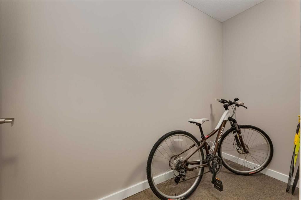 308-13104 Elbow Drive Sw, Calgary, AB - Indoor