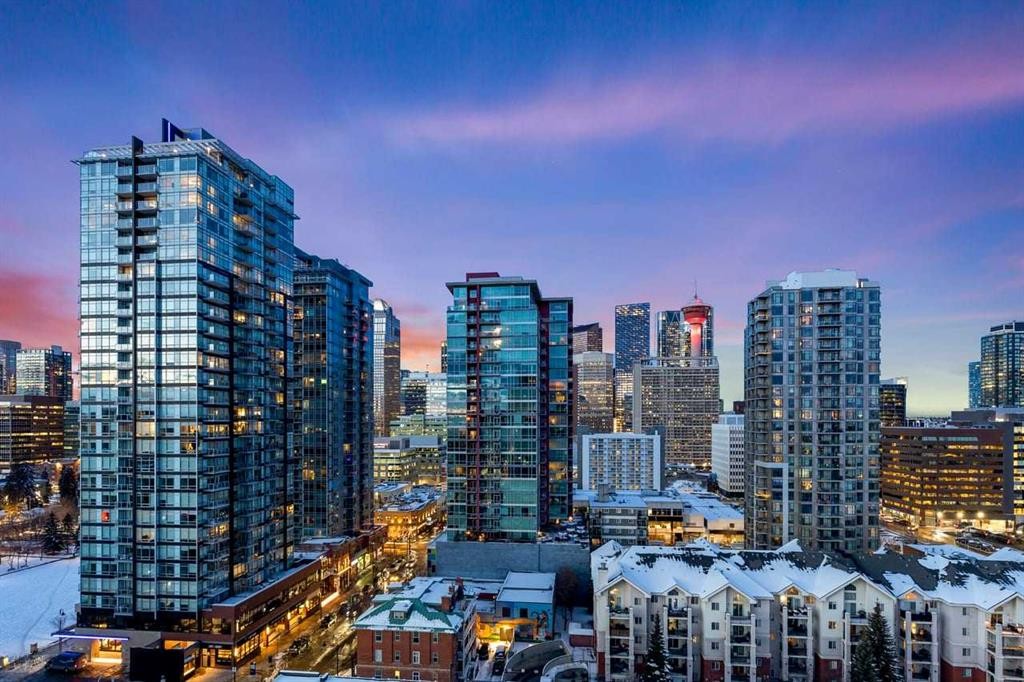 1602-188 15 Avenue Sw, Calgary, AB - Outdoor With Facade
