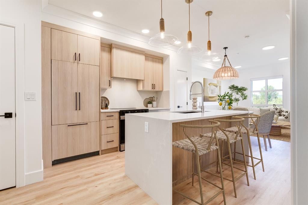 2101-4270 Norford Avenue Nw, Calgary, AB - Indoor Photo Showing Kitchen With Upgraded Kitchen