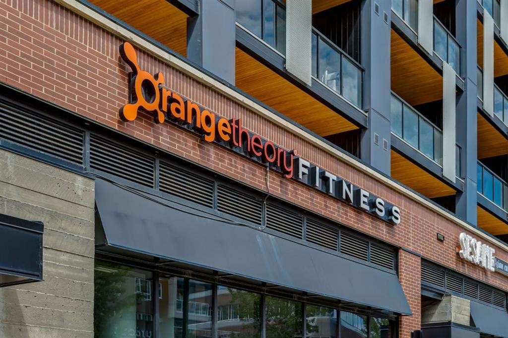 2101-4270 Norford Avenue Nw, Calgary, AB - Outdoor With Balcony