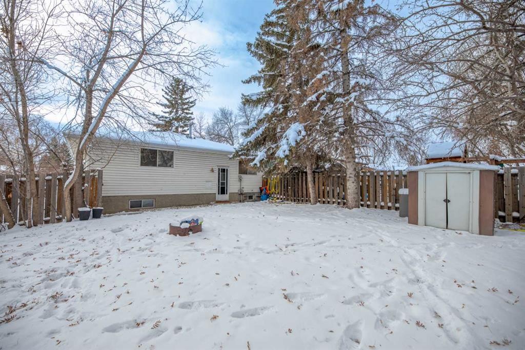 1852 Lynnover Road Se, Calgary, AB - Outdoor