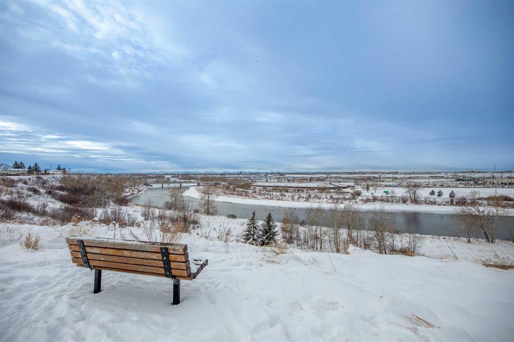 1852 Lynnover Road Se, Calgary, AB - Outdoor With View