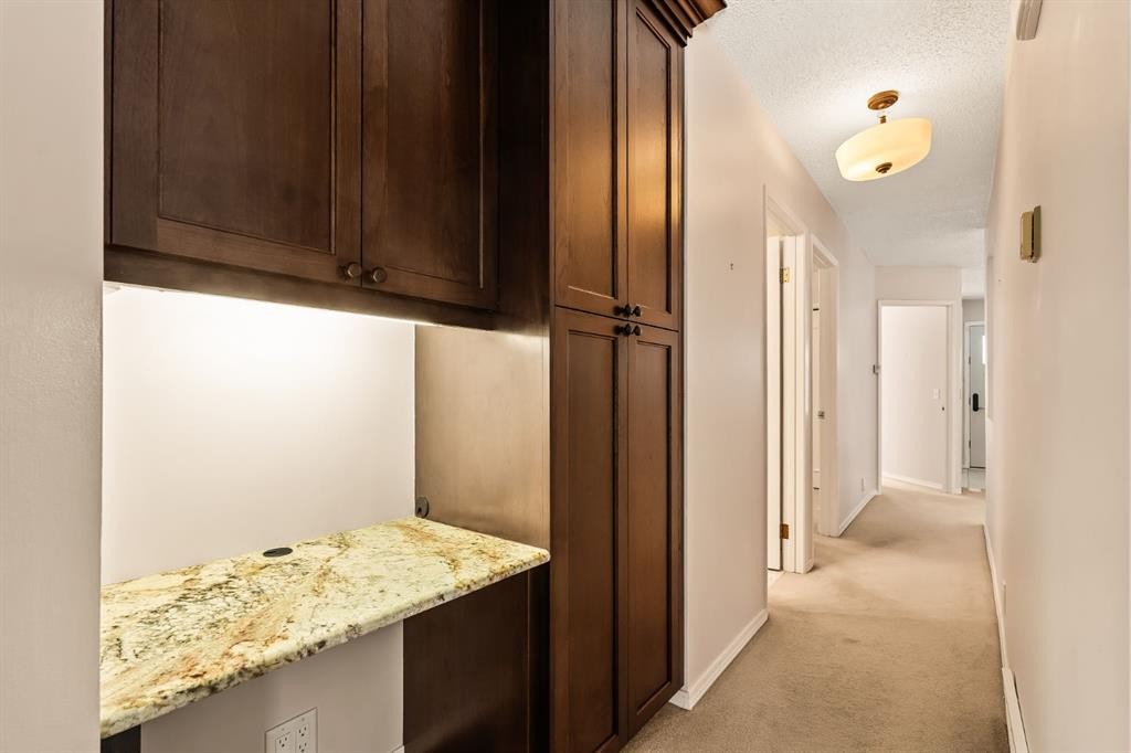 716 Coach Bluff Crescent Sw, Calgary, AB - Indoor Photo Showing Other Room