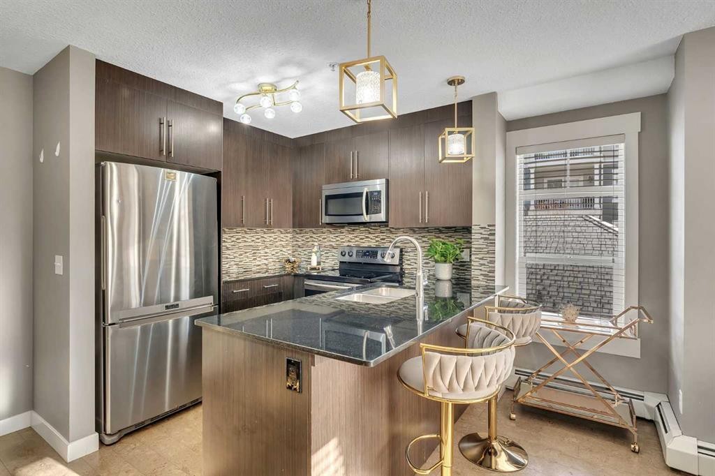 4209-155 Skyview Ranch Way Ne, Calgary, AB - Indoor Photo Showing Kitchen With Stainless Steel Kitchen With Upgraded Kitchen