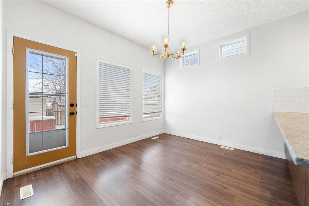 283 Prestwick Landing Se, Calgary, AB - Indoor Photo Showing Other Room