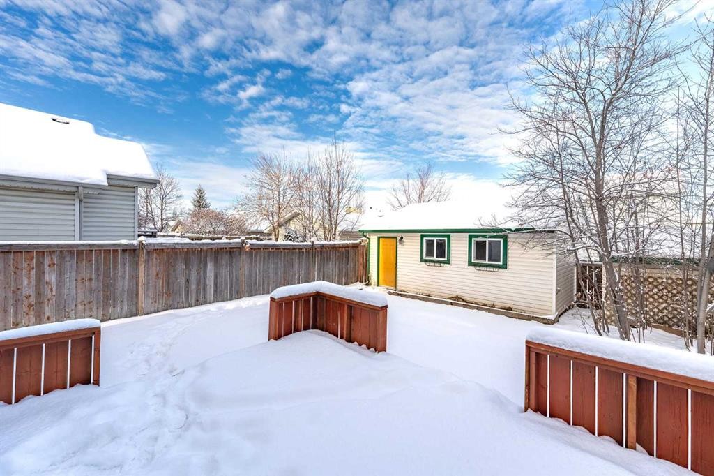283 Prestwick Landing Se, Calgary, AB - Outdoor With Deck Patio Veranda