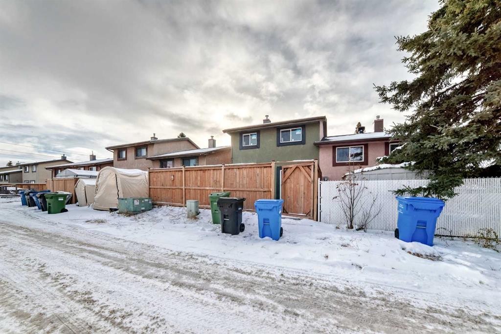 6808 26 Avenue Ne, Calgary, AB - Outdoor