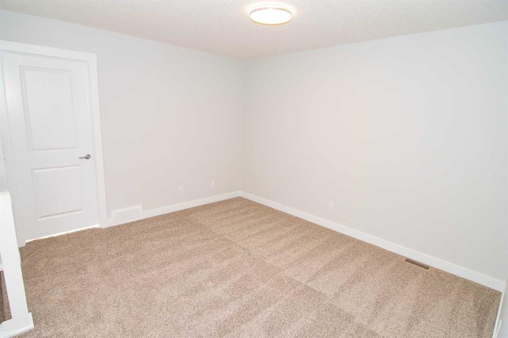 34 Setonvista Grove Se, Calgary, AB