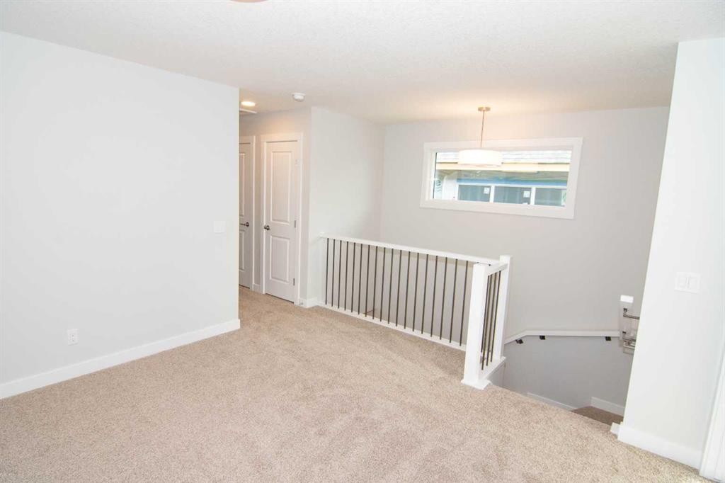 34 Setonvista Grove Se, Calgary, AB