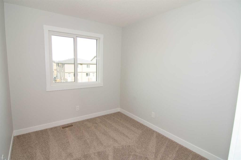 34 Setonvista Grove Se, Calgary, AB