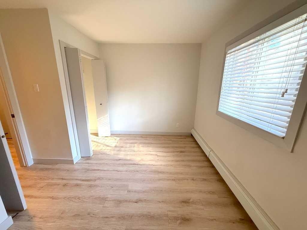 1821 17 Street Sw, Calgary, AB - Indoor Photo Showing Other Room