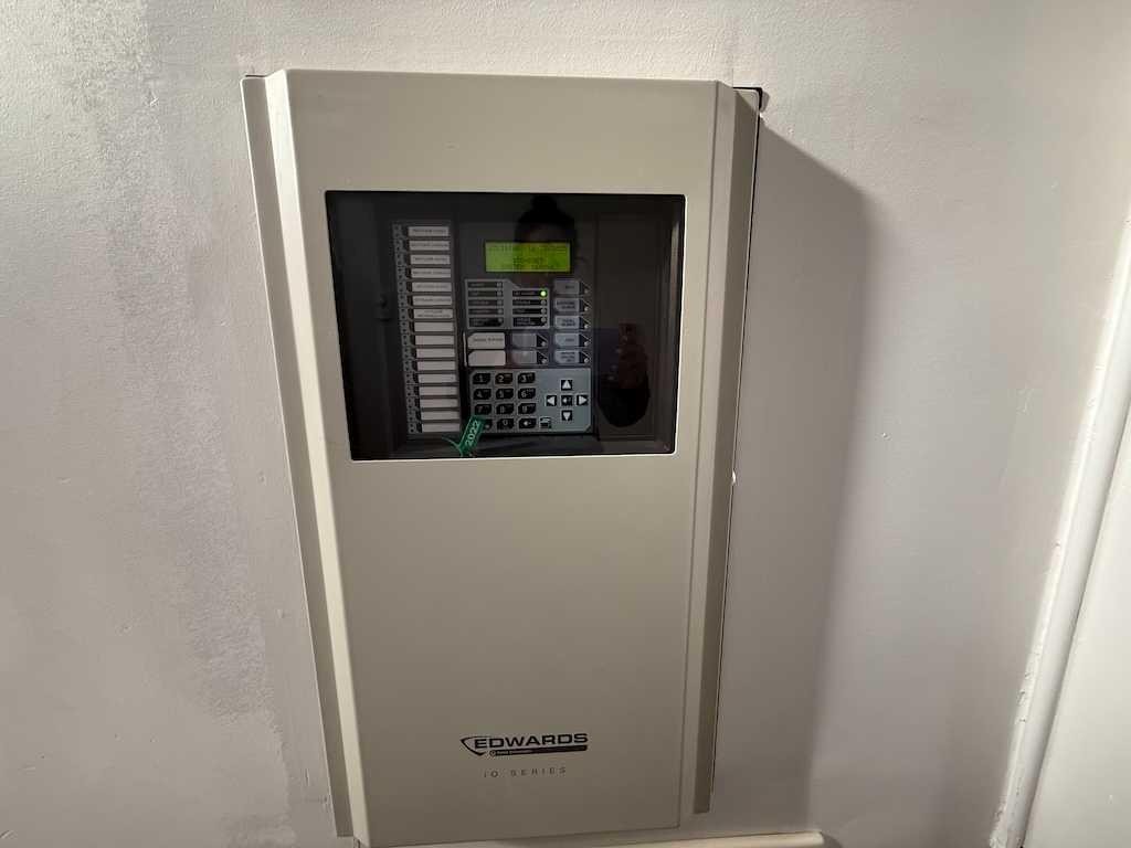 1821 17 Street Sw, Calgary, AB - Photo Showing Other Room