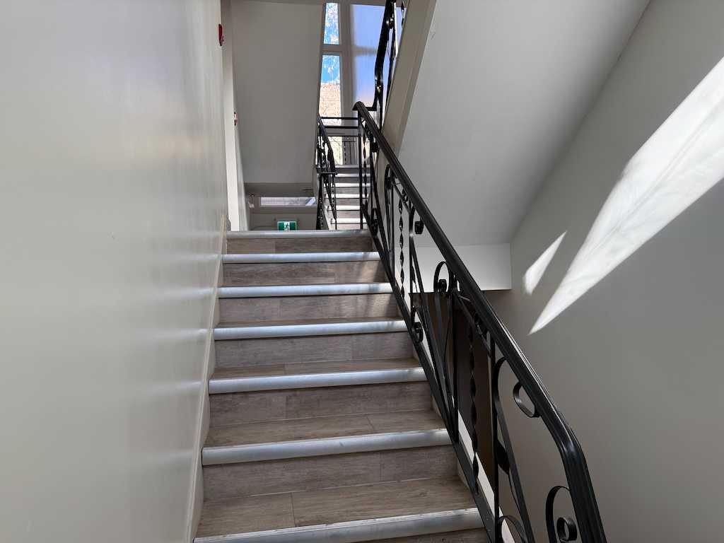 1821 17 Street Sw, Calgary, AB - Indoor Photo Showing Other Room