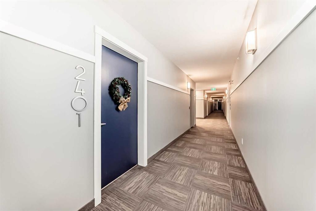 2401-42 Cranbrook Gardens Se, Calgary, AB - Indoor Photo Showing Other Room