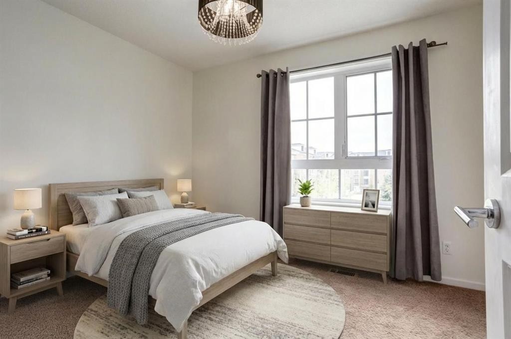215 Copperpond Common Se, Calgary, AB - Indoor Photo Showing Bedroom