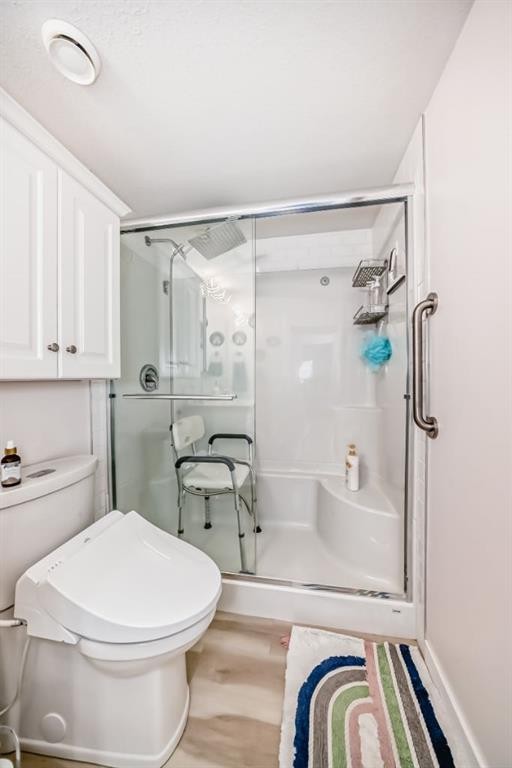 200-8 Bayside Place, Strathmore, AB - Indoor Photo Showing Bathroom