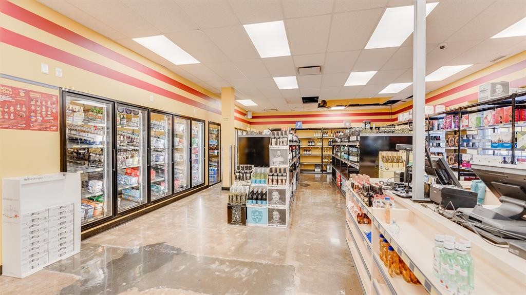 4617 50 Avenue, Red Deer, AB