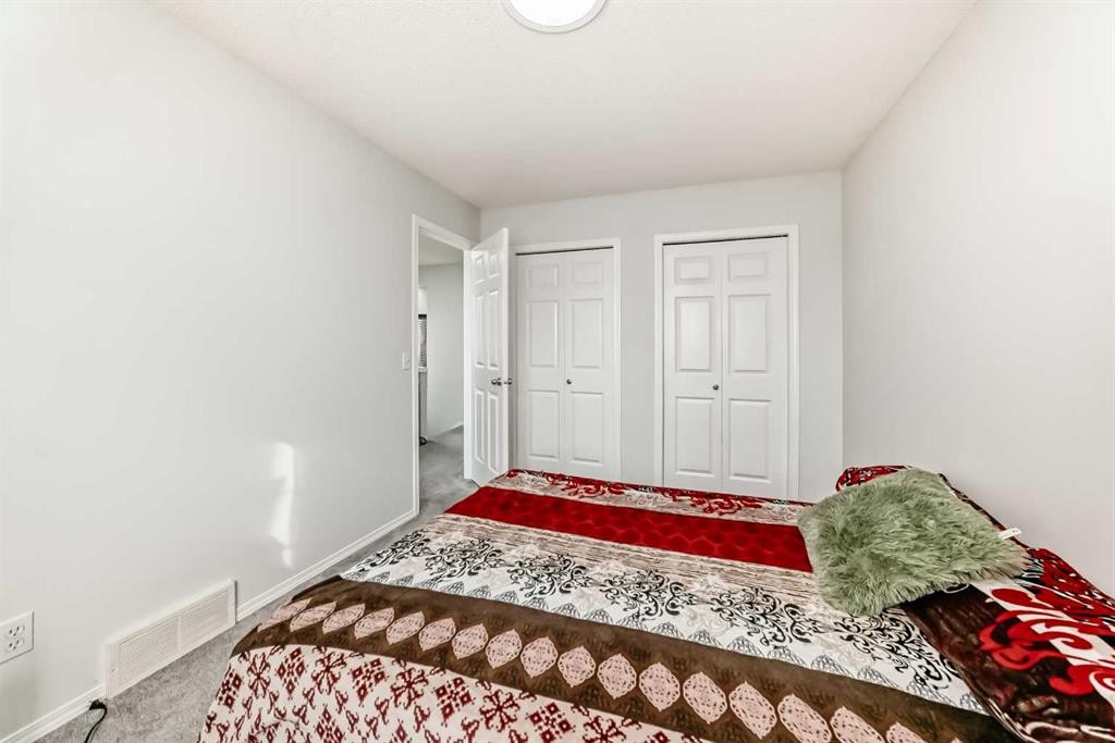 16 Saddlebrook Place Ne, Calgary, AB - Indoor