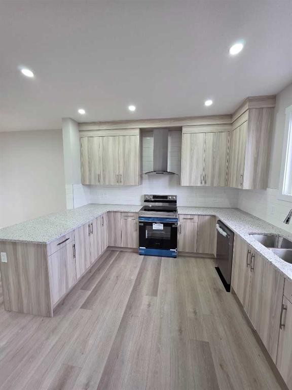 156 Belvedere Park Se, Calgary, AB - Indoor Photo Showing Kitchen With Upgraded Kitchen